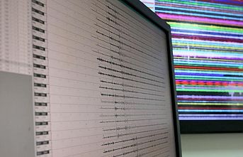 Endonezya’da 6,4 büyüklüğünde deprem