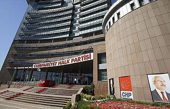 CHP'DE BELİRSİZLİK SÜRÜYOR