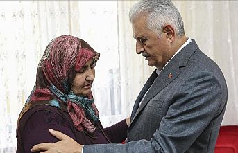 TBMM Başkanı Yıldırım ve bakanlar şehit evinde