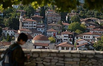 Turistler, Safranbolu'da 'çifte bayram' yaşattı