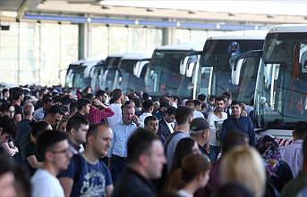 Türkiye bayramda yollara düştü