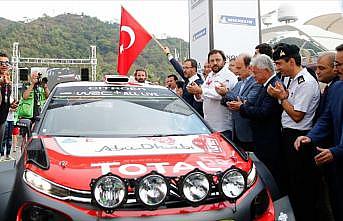 Bakan Kasapoğlu, WRC Türkiye Rallisi'nin seremoni startını verdi