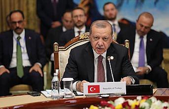 Cumhurbaşkanı Erdoğan: Kendi para birimlerimizle ticareti öneriyoruz