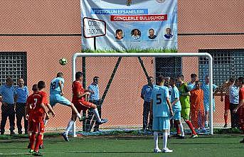 Eski milli futbolcular, hükümlü ve tutuklularla maç yaptı