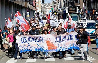 Hollanda'da AB'nin göç politikaları protesto edildi