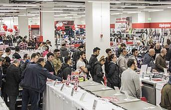 MediaMarkt aynı günde 2 şehirde 2 mağaza açtı