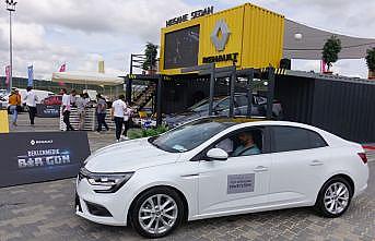 Megane Sedan Roadshow başladı