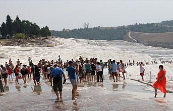 Pamukkale 9 ayda ziyaretçi rekoru kırdı