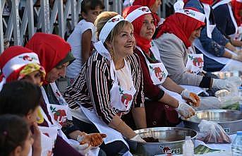 Şanlıurfa'da çiğ köfte şenliği