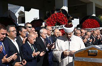 Kılıçdaroğlu, Tekin Bingöl'ün annesinin cenaze törenine katıldı