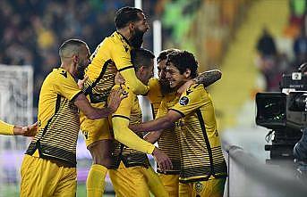 Evkur Yeni Malatyaspor doludizgin