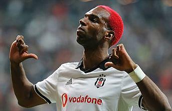 Babel, Fulham'a transfer oldu