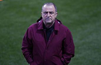 Fatih Terim'e 'basit yaralama' suçundan para cezası