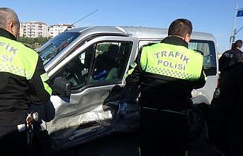 Silivri'de trafik kazası: 2 yaralı