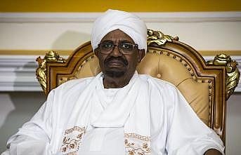 Sudan'da hükümet feshedildi