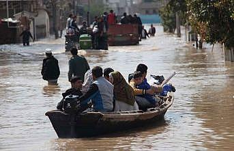 İran'da sel felaketi: 11 ölü