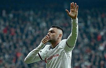 Burak Yılmaz: Sahada her şeyimi veriyorum