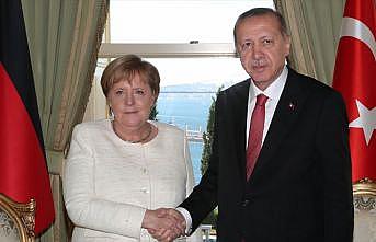 Cumhurbaşkanı Erdoğan'dan Almanya Başbakanı Merkel'e taziye telefonu