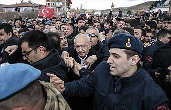 'Kamuflaj ve şapkayla çıkarmak istediler, kabul etmedim'