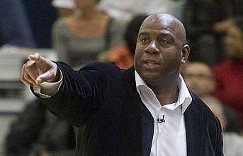 Lakers'ın başkanı Magic Johnson istifa etti