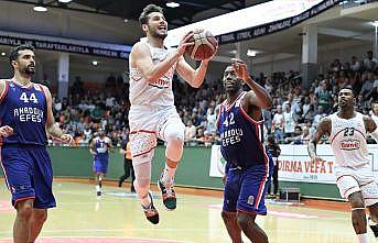 Anadolu Efes yarı finalde