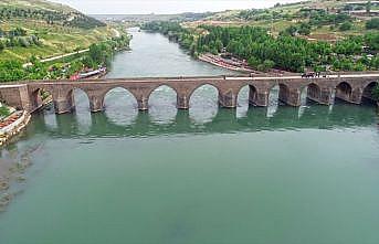 Dicle Nehri son 30 yılın en berrak görünümünde