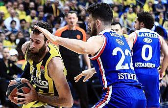 Fenerbahçe Beko ve Anadolu Efes'ten tarihi başarı