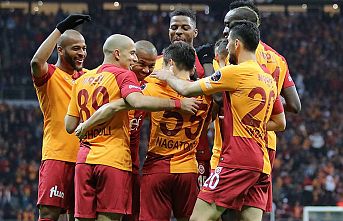 Galatasaray derbiye liderlik için çıkıyor