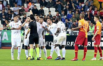 Galatasaray ve Akhisarspor PFDK'ye sevk edildi