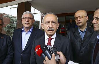 Kılıçdaroğlu'ndan gazeteci Demirağ'a ziyaret