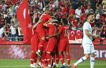 Türkiye Yunanistan'ı 2 golle geçti