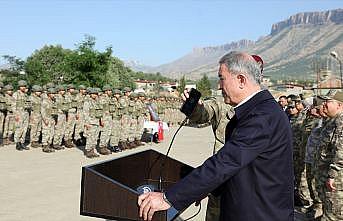 Cumhurbaşkanı Erdoğan Pençe Harekatı'na katılan askerlerin bayramını kutladı