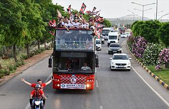 Gazişehir Gaziantep'e coşkulu karşılama