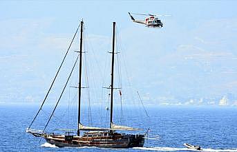 Bodrum'da düzensiz göçmenleri taşıyan tekne battı