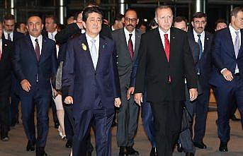 Cumhurbaşkanı Erdoğan Japonya Başbakanı Abe ile bir araya geldi