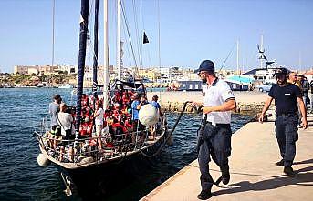 Düzensiz göçmenleri kurtaran STK'lere İtalya ve Malta engeli