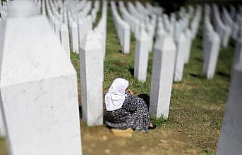 Potoçari cenaze töreninin ardından sessizliğe gömüldü