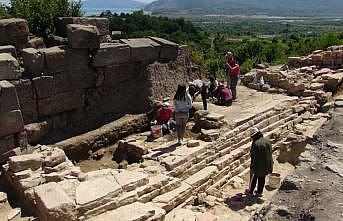 Tieion Antik Kenti'ndeki su sarnıcı gün yüzüne çıkarılıyor