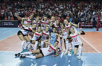 A Milli Kadın Voleybol Takımı Avrupa Şampiyonasına galibiyetle başladı