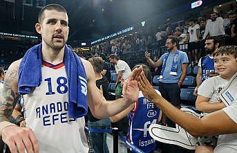 Anadolu Efes'te Moerman ameliyat edildi