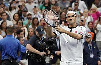 Federer 100. maçından galibiyetle ayrıldı