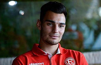 Fortuna Düsseldorf, Kaan Ayhan'ın sözleşmesini uzattı