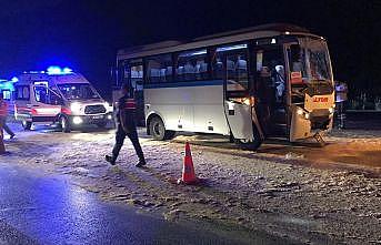 Manisa'da zincirleme trafik kazası: 23 yaralı