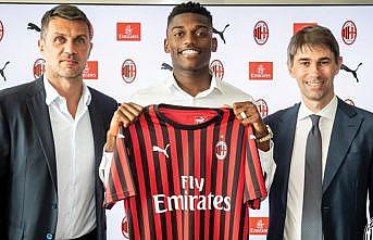 Milan, Rafael Leao’yu kadrosuna kattı