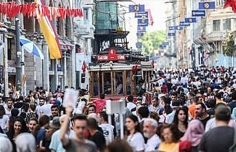 Batılı turistlerin İstanbul'a ilgisi artıyor