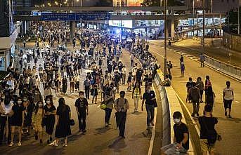 Hong Kong'da protestolar sürüyor