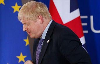 Johnson AB'den imzasız mektupla Brexit ertelemesi istedi