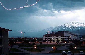 Meteorolojiden 4 il için gök gürültülü sağanak uyarısı