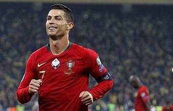 Ronaldo milenyum futboluna damga vuruyor