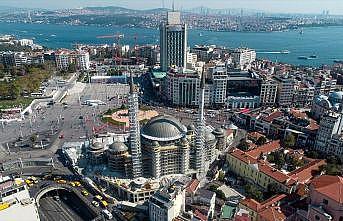 Taksim Camisi'nin ince işçiliğinin yüzde 35'i tamamlandı